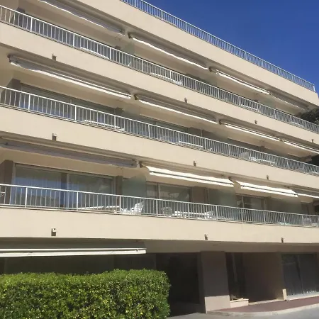 Saint-raphael, 1 Piece, 3 Personnes - Fr-1-466a-26 Daire *